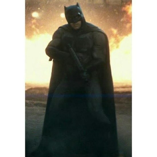 Batman using a gun in  Batman vs Superman Dawn of Justice.